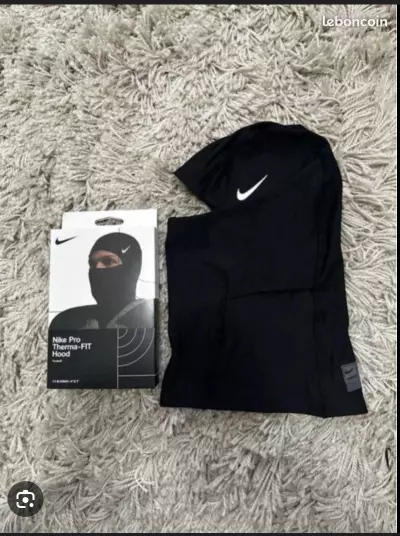 Cagoule Nike – Neuve – Plusieurs couleurs
