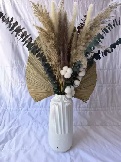 Vase en plastique bouquet naturel 