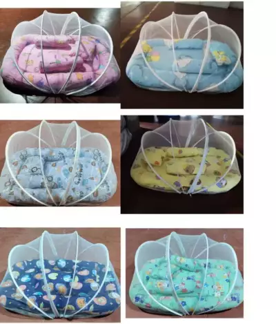 Des moustiquaires avec lit pour bébés 