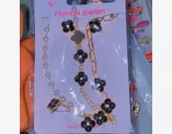 Un très belle ensemble pour filles