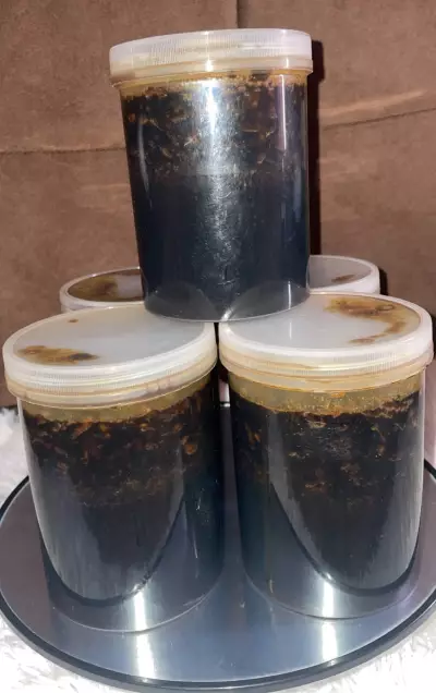 Savon noir ÔCHÈ-TOLÈ 