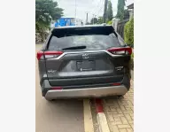 Toyota RAV4 -
