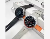 MONTRE INTELLIGENTE ET ÉCOUTEURS TRADUCTEURS