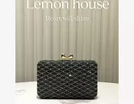 Sac pochette de soirée élégant 